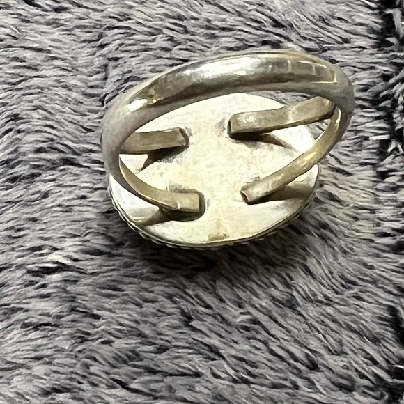 RJ Apacheto Mother of Pearl Ring Size 8 - Picture 7 of 8